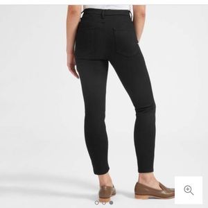 Everlane High Waist Skinny Jean (Black)